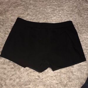 Express skort- size 6